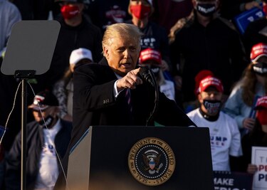 Trump y Biden, libran duelo a distancia en Minnesota