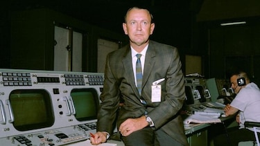 Muere Chris Kraft, el primer director de vuelos de la NASA