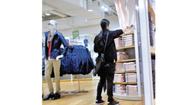 Perú reabrirá el lunes centros comerciales