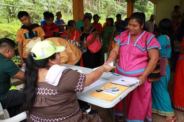 Suspenden pagos de programas sociales en Bocas del Toro y comarca Ngäbe Buglé por bloqueos de vías