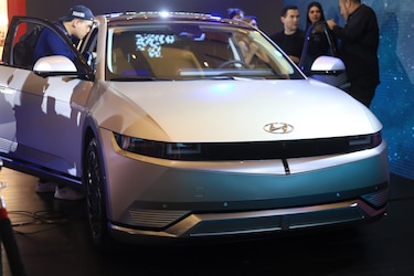Petroautos - Hyundai lanzan su modelo más premiado IONIQ 5