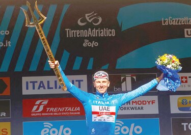 Tadej Pogacar conquista la Tirreno-Adriático por segundo año seguido