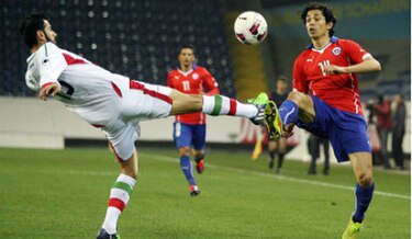 Irán supera 2-0 a Chile