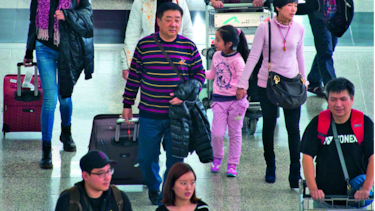 Aumenta trámite de pasaportes en China