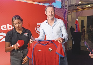 Christiansen destacó la figura de Jorge Dely Valdés 