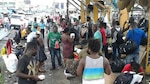 Migrantes africanos siguen a la intemperie en frontera tico-panameña