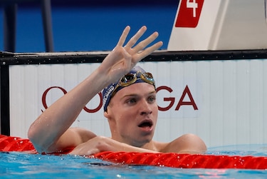 Léon Marchand vence en la final de los 200 estilos, conquista su cuarto oro e impone nuevo récord olímpico