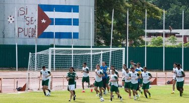 Histórico partido entre Cuba y el Cosmos de Nueva York