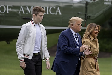 La pandemia alcanza al hijo menor de Trump y arrastra la campaña electoral