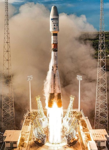 Despega primer Soyuz desde el nuevo cosmódromo ruso Vostochni