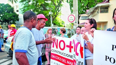 Activistas reclaman protección