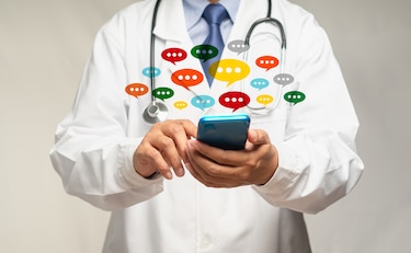Colegio Médico advierte sobre publicidad médica y  tratamientos sin evidencia