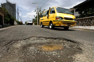MOP recibe propuestas para reparar calles en la ciudad de Panamá