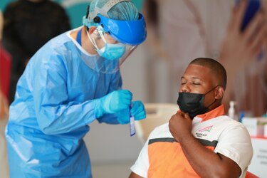 Cinco nuevas defunciones deja la Covid-19 en las últimas 24 horas; se efectúan 12,704 pruebas