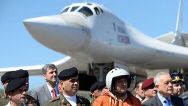 Por qué China y Rusia parecen haber abandonado a Nicolás Maduro en plena escalada con Estados Unidos
