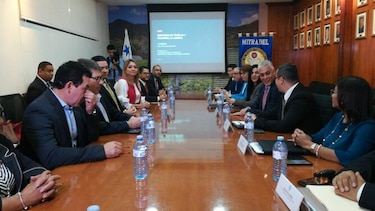 Transición: reunión en sedes del Mitradel y el MICI