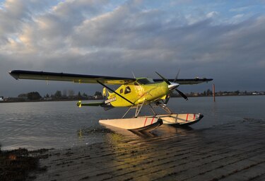 El primer hidroavión comercial eléctrico realiza su vuelo de prueba en Canadá