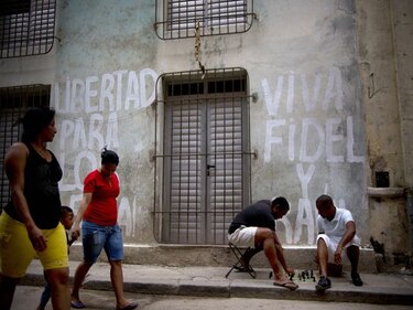 Crece la economía cubana, pero es insuficiente, asegura ministro