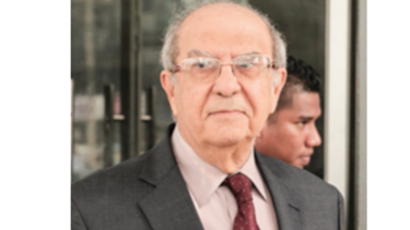 Corte mantiene llamamiento a juicio de Gustavo García de Paredes