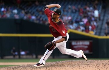 Arizona apuesta por Randall Delgado para enfrentar a Medias Blancas