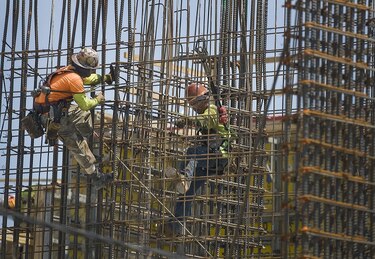 Lenta aprobación para el reinicio de trabajos en obras públicas 