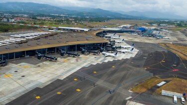 Esta es la lista de los aeropuertos y las aerolíneas más puntuales del mundo