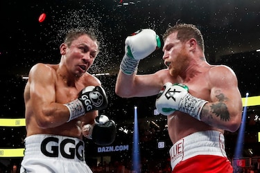 El ‘Canelo’ Álvarez vence por voto unánime a Golovkin y sigue siendo el rey