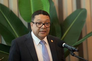 Dino Mon anuncia que pedirán a la Asamblea que publique el texto único de la Ley de la CSS