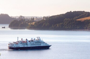 Chile pide evacuación de crucero en cuarentena por seis casos de coronavirus
