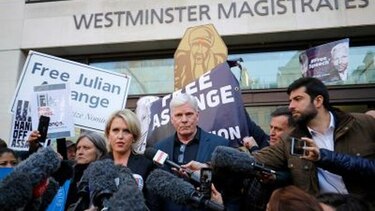 Julian Assange dispuesto a cooperar con las autoridades suecas