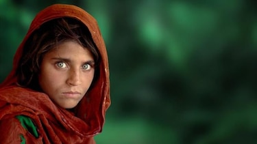 La afgana de ojos verdes de National Geographic es detenida en Pakistán