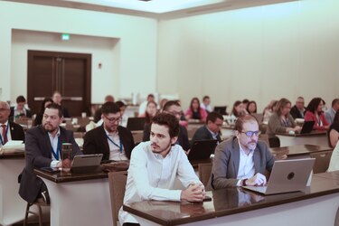 ¿Sustituirá la Inteligencia Artificial a los docentes? Debaten en Panamá el futuro de la educación