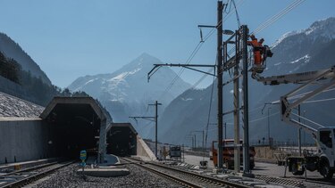 Túnel por el corazón de los Alpes