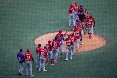 Panamá logra su primer triunfo en la Serie del Caribe, supera 6-5 a Colombia