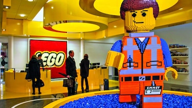 Lego anuncia fuerte reducción de empleos