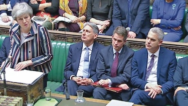 Theresa May dice que Reino Unido entrará en lo desconocido si rechaza acuerdo ‘brexit’
