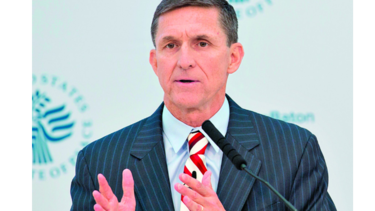 Congreso de EU rechaza inmunidad para Michael Flynn