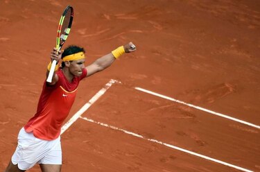 Rafael Nadal gana y equilibra la eliminatoria 1-1
