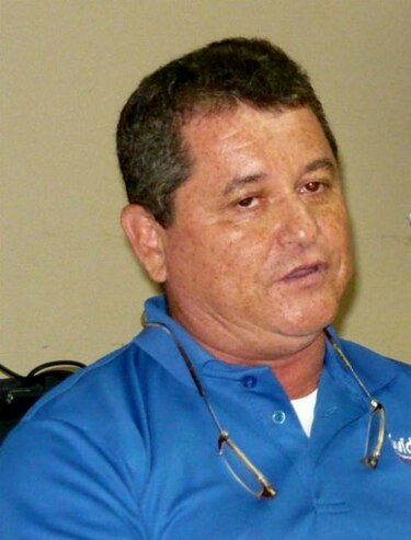 Critican al alcalde Edison González por salto al Molirena