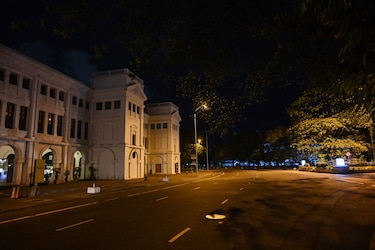 Sri Lanka bloquea redes sociales para contener protestas