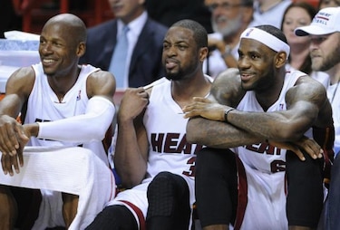 Heat y Spurs ganan con facilidad en el inicio de la segunda ronda