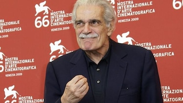 Omar Sharif, astro de ‘Lawrence de Arabia’, tiene Alzheimer