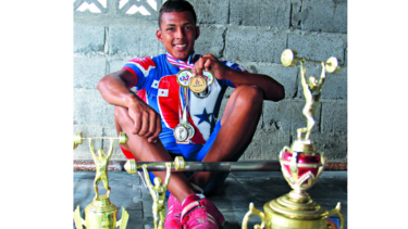 Júnior, el flaco de acero