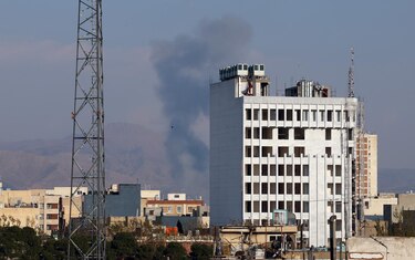 Irán niega haber solicitado un alto el fuego como asegura Trump