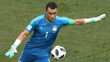 El Hadary bate la marca de Faryd Mondragón
