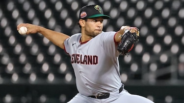 El panameño Daniel Espino es llamado a las Grandes Ligas por Cleveland