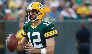 Rodgers dice que médicos le autorizan para jugar