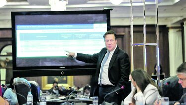 El Ejecutivo prepara presupuesto para 2017