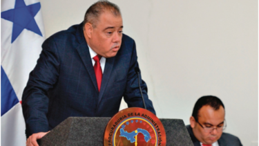 ‘Hay que cambiar la cara de la justicia’