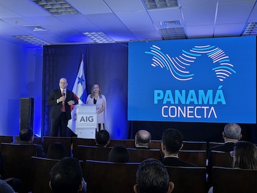 Estos trámites se podrán realizar en línea en Panamá Conecta; uno de ellos, las transferencias de pago de las becas del Ifarhu